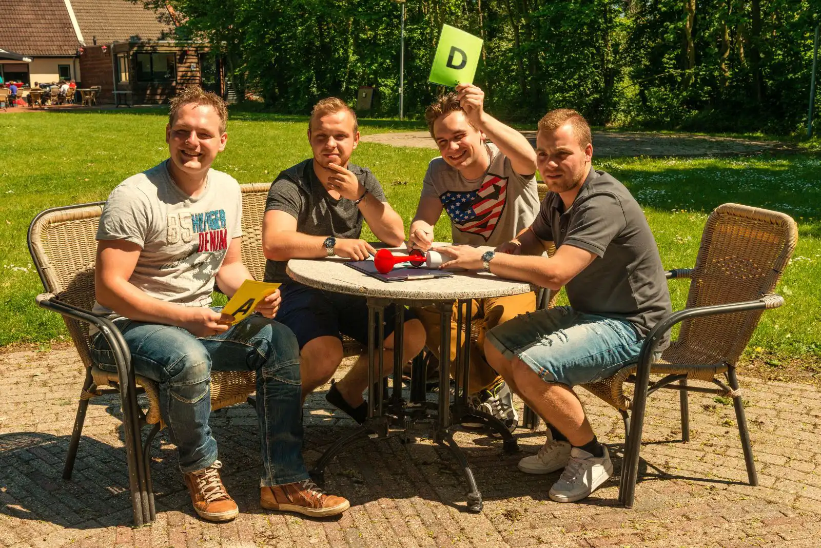 pubquiz nederland_bedrijfsuitje