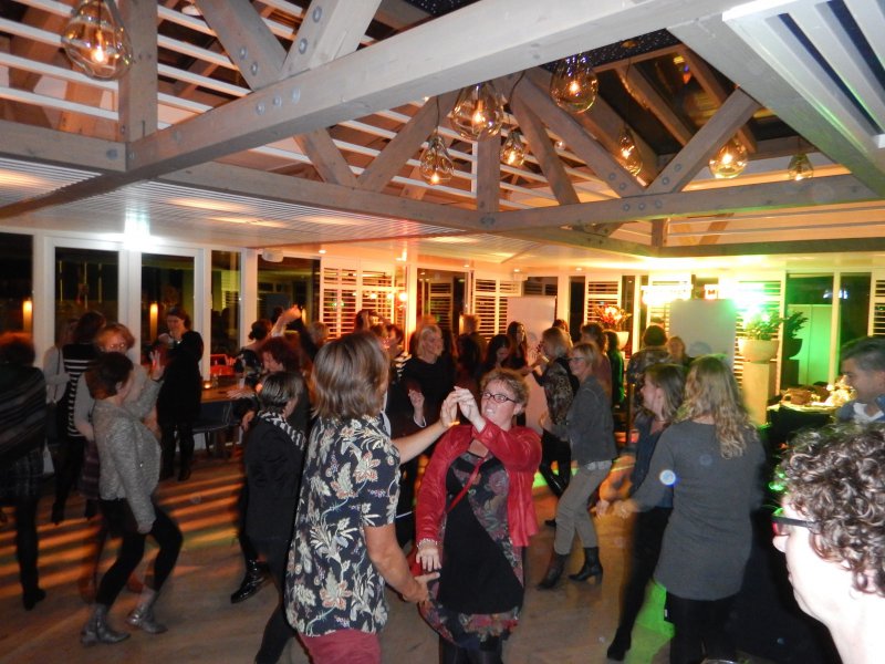 salsa-workshop-scheveningen-800x600-bed